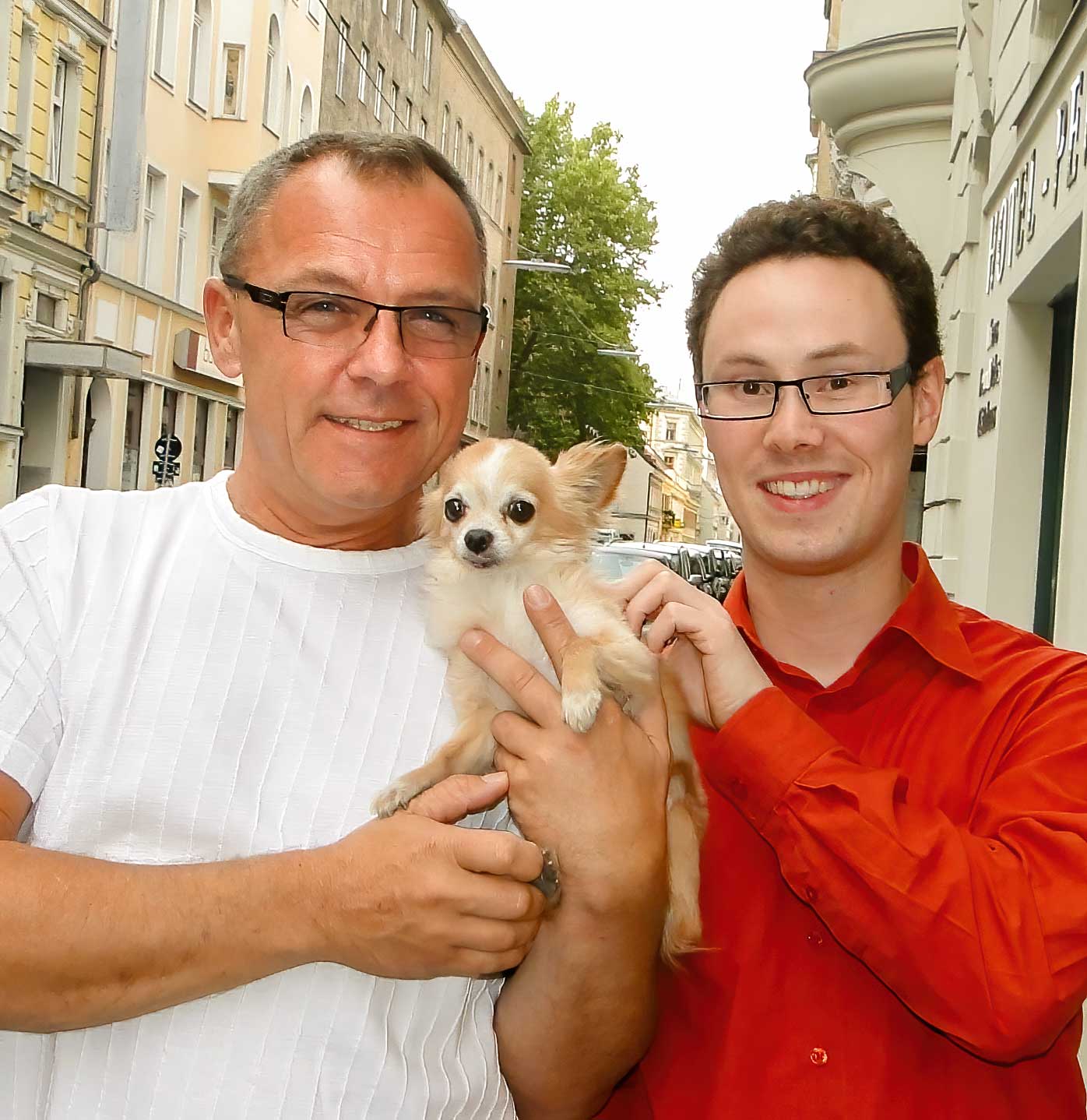 Peter Wild, Christian Rendgen und Hündchen Nicky 